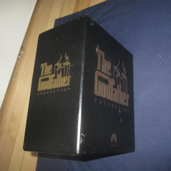 The Godfather Collection Parts 1-3 (VHS, 1992, 6-Tape Set) - Picture 3 of 9